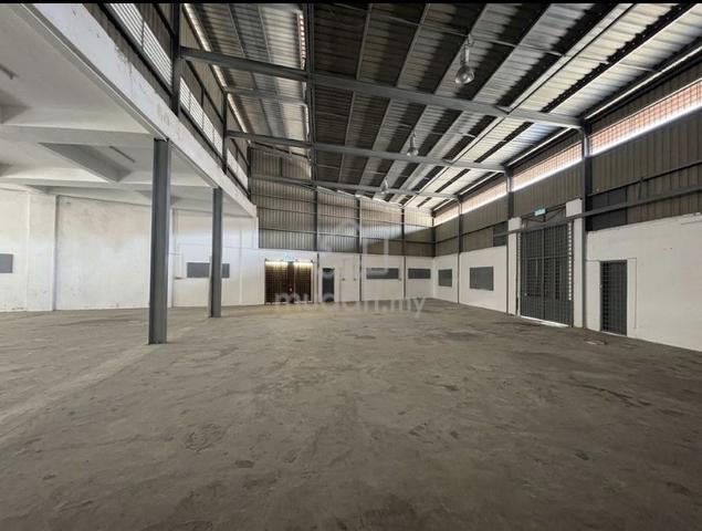 Balakong,1.5 Corner Link Factory Warehouse For Rent,Seri Kembangan 1