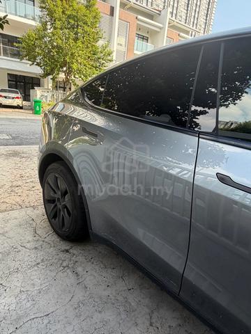 2025 Tesla MODEL Y 0.0 RWD MY23 (A) - 3
