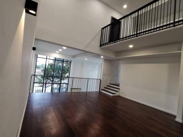 Casaman Desa park / 3 Storey for rent / Corner unit / Partial furnish 1