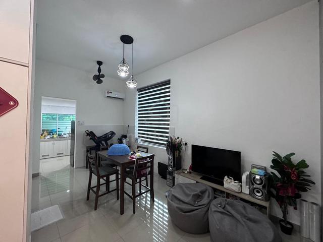 Penampang Country House for sale 1