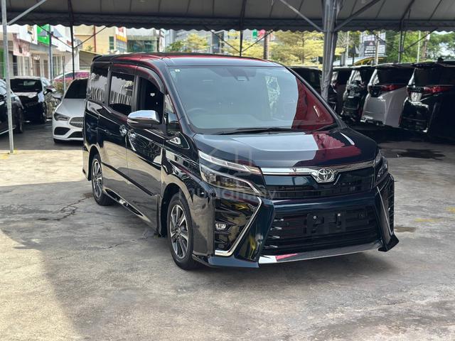 2021 Toyota VOXY 2.0 ZS KIRAMEKI III (A) - 1