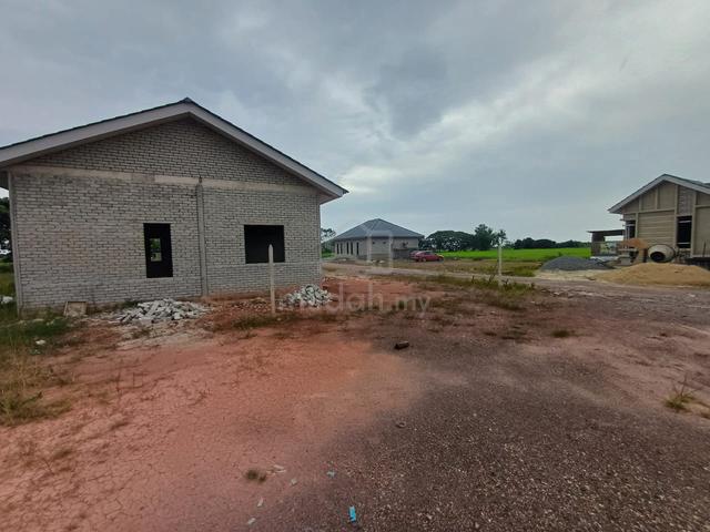 Tanah Lot Dan Rumah Kg Permatang Ibus Kangkong 1