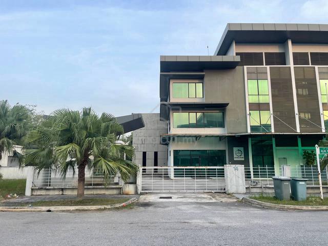 Corner Large Land Area | 3sty Semi Factory Warehouse at Bukit Jelutong 1