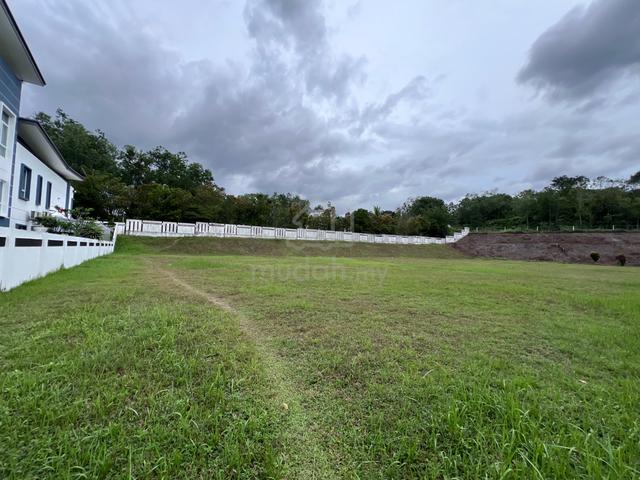 Residential Land For Sale In Bungalow Area 1