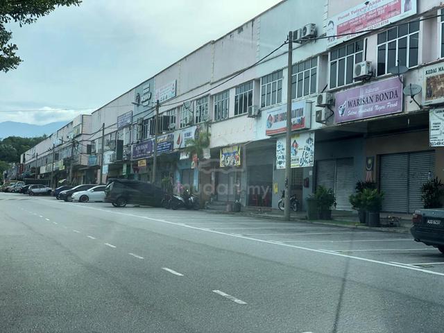 2 Storey Shophouse (Grd Floor ) Taman Bernam Baru Tg Malim For Rent 5