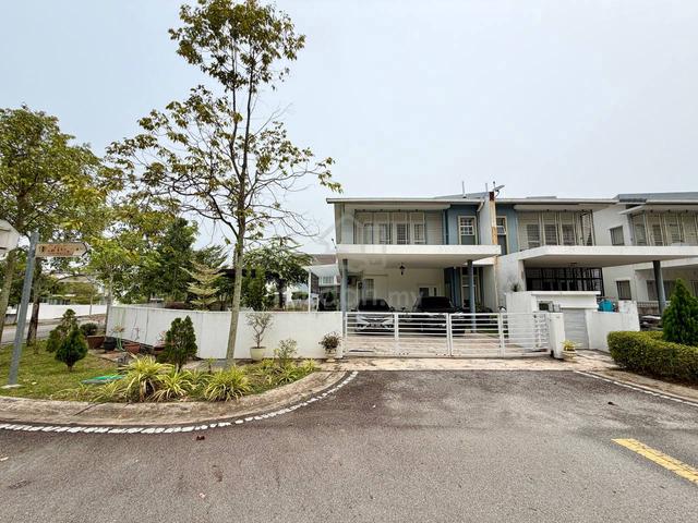 HUGE LAND RENOVATED 2 Storey Terrace Timur Enstek Bandar Enstek Nilai 1