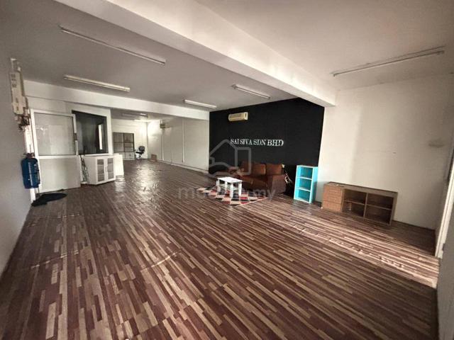 Ipoh garden east first floor shoplot for rent 1