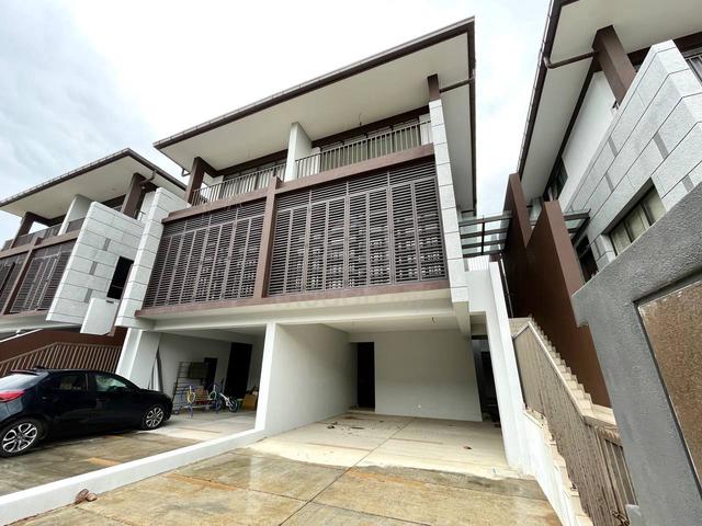 Bare unit, below market value the mulia residences cyberjaya 1