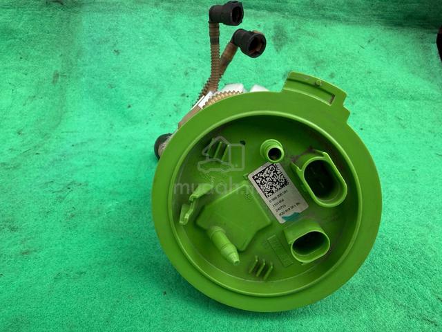 Audi TT MK3 FUEL PUMP - photo 2 of 2