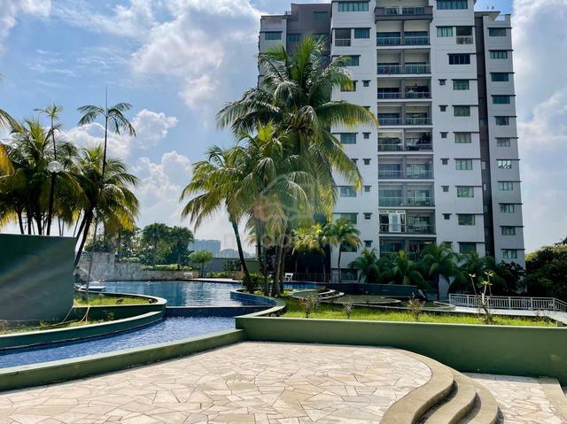 Danga View Apartment 1