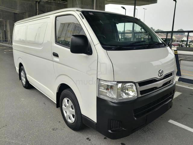 2012 Toyota Hiace 2.5 (M) Panel Van - 1