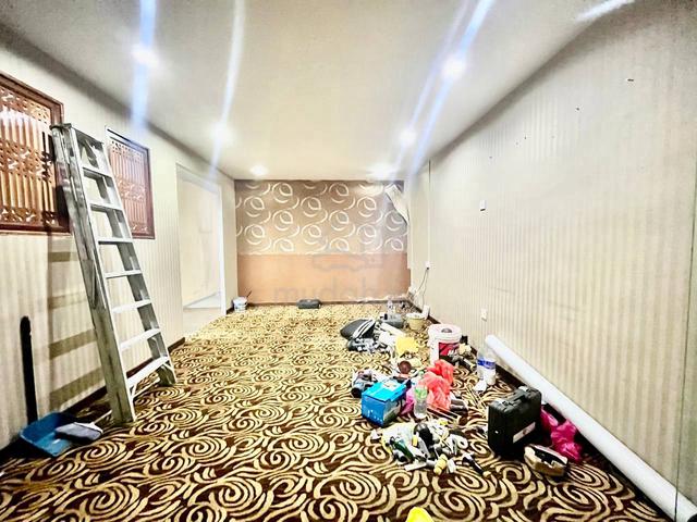 1st Floor Corner | Shoplot Seksyen 13 | Shah Alam 1