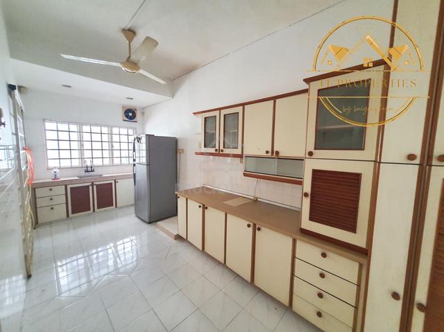 EXTENDED WET&DRYKITCHEN Taman Universiti Indah Landed Teres House 1