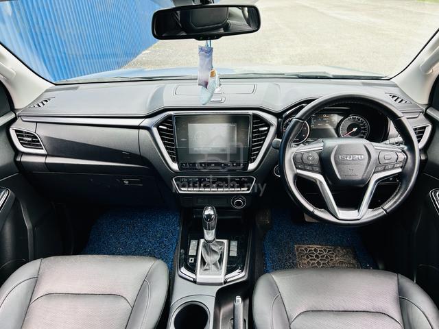 Isuzu D-MAX PREMIUM 1.9 L (A) 4X4 UNDER WARRANTY - 2