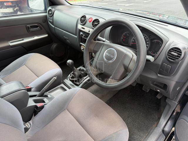 2012 Isuzu D-MAX 2.5 ITEQ 4X4 (M) - 5