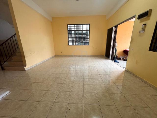 Rumah 2 tingkat (End Lot) di Taman Wangsa Setia Untuk Disewa 2