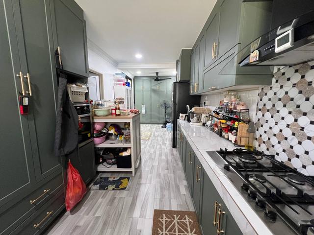 Open Facing End Lot Double Storey Terrace Prima Saujana Kajang 1