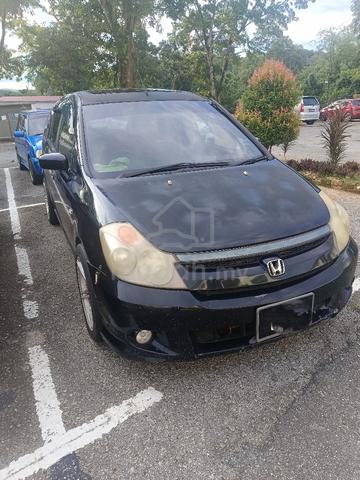 2001 Honda STREAM 2.0 RN3 (A) - 1