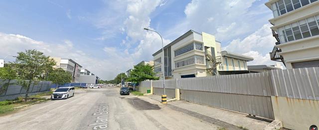 Ready Cf 200 Amp 16000sqft Perindustrian Kapar Semi D Factory 1