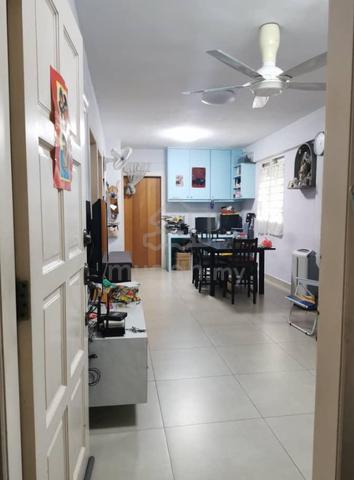 Flat Taman Mawar 1