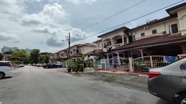 2 Storey Terrace House For Sale, Freehold, Near LRT, Tmn Puchong Prima 1