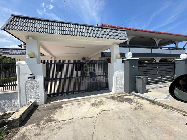 Semi Detached House 1