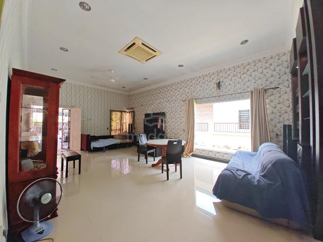 1 Storey SEMI-D House Acacia Seremban 2 1