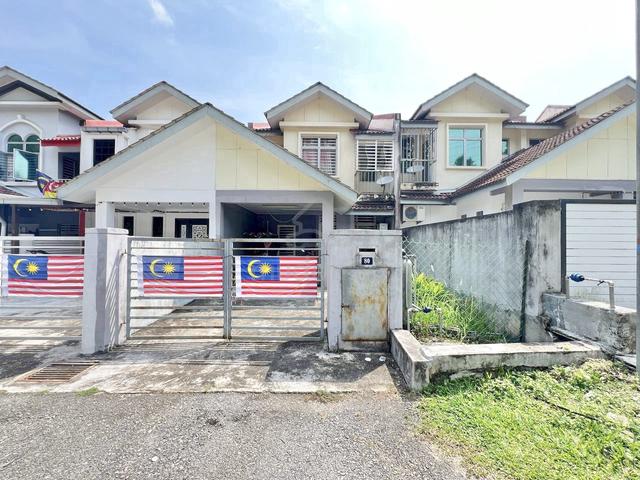 FACING OPEN! 2 Storey Taman Salak Perdana, Bandar Baru Salak Tinggi 1