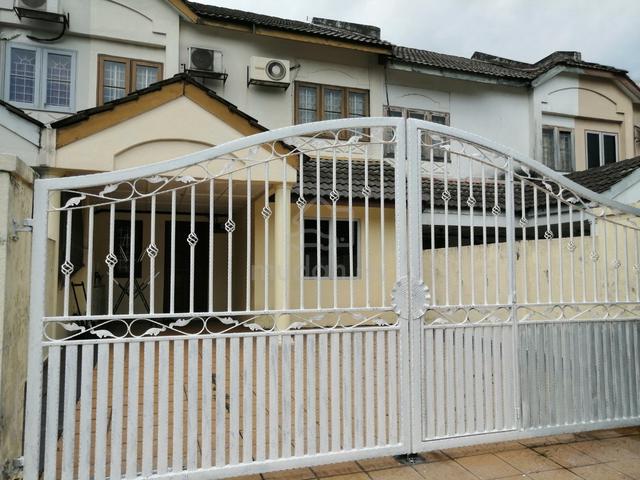 Small&Medium Room For Rent in USJ6 Near Taipan LRT Station,Subang Jaya 1