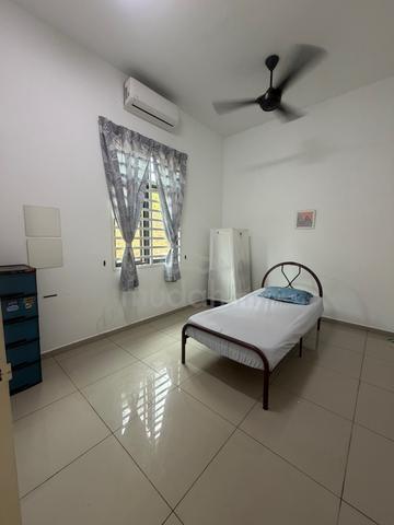 Room For Rent - Student Or Working Adult 1