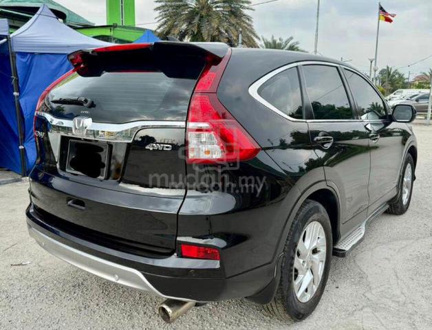 2015 Honda CR-V 2.0 i-VTEC FACELIFT (A) - 2