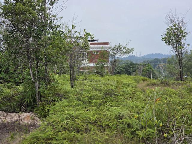 Huge bungalow lot for sale at Bukit Beruntung Golf, Rawang 1