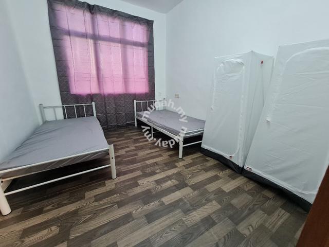 Bilik Pangsapuri Bukit Beruang Murni, Ayer Keroh, Krubong (BARU) 1