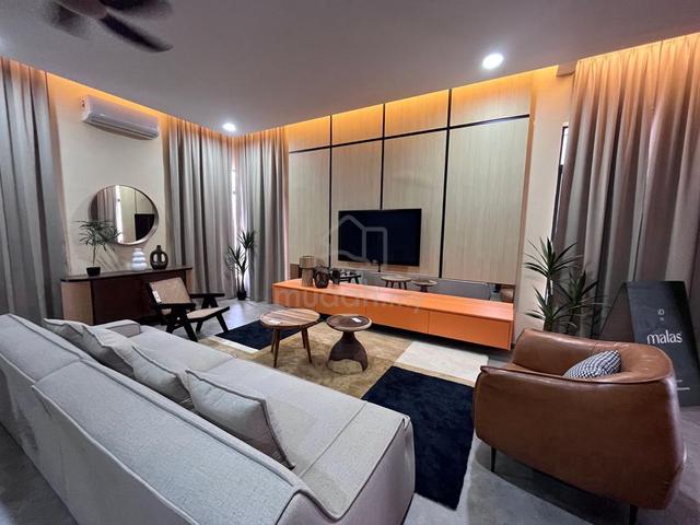[FREEHOLD] NEW Semi-D: Bandar Putra @ Tanjung Lumpur Kuantan 1