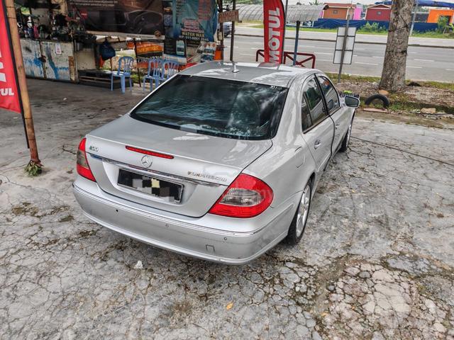 2009 Mercedes Benz E-CLASS 1.8 200 AMG W211 SPORT - 4