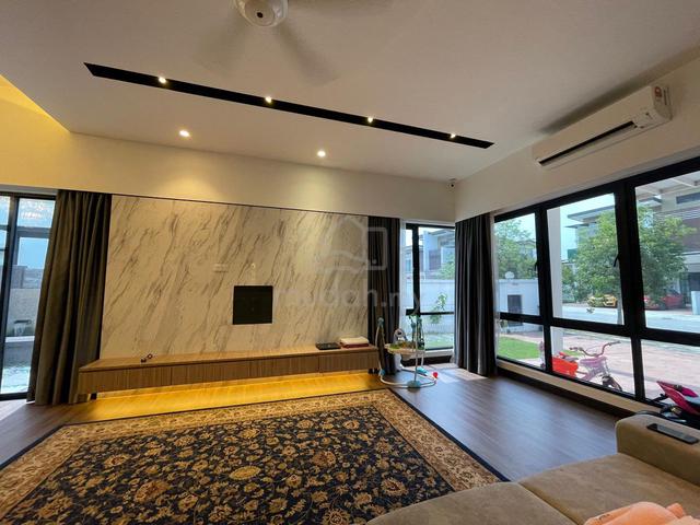 [Nice+Renovat+Extend] 2 Storey Semi-D - Anggun 3, Kota Emerald, Rawang 1