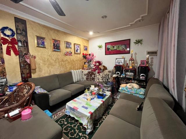 Jalan Song At Tabuan Height Double Storey Intermediate House FOR SALE 1