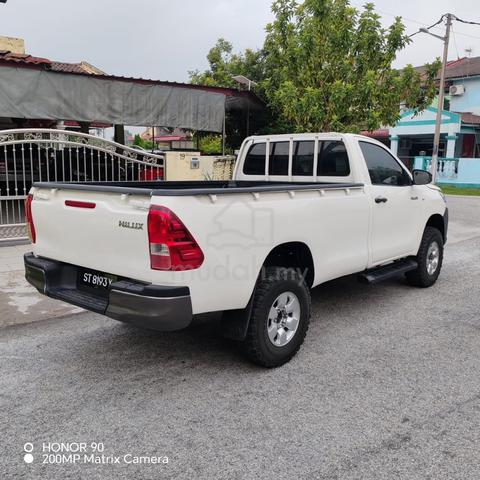 2017 Toyota HILUX 2.4 VNT MY16 AN120 (M) - 2