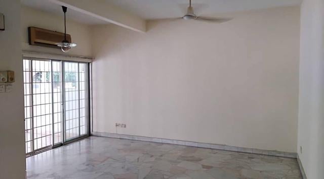 Taman Bukit Aman 2 Sty House OUG FACING OPEN KITCHEN CABINET GUARDED 1