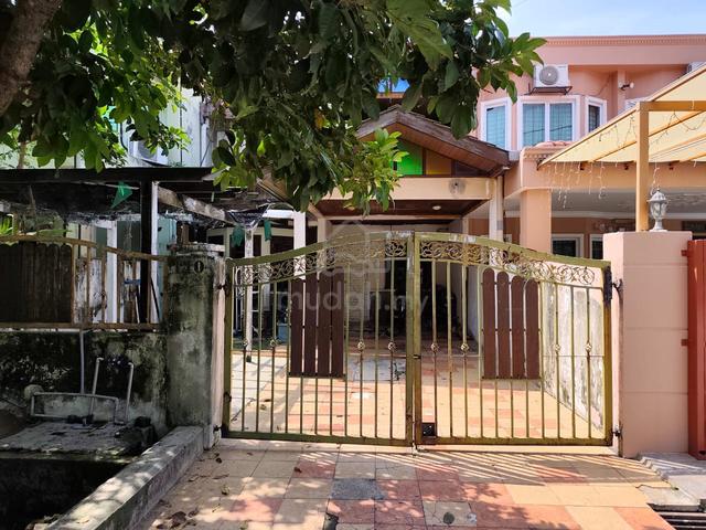 SS5C/1 Kelana Jaya Double Storey Terrace House 1
