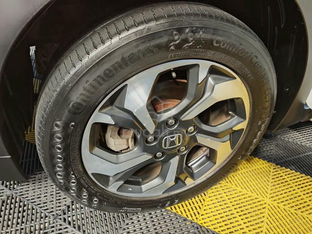 2018 Honda BR-V E-Spec 1.5 (A)B/ListBolehLoanKedai - 4