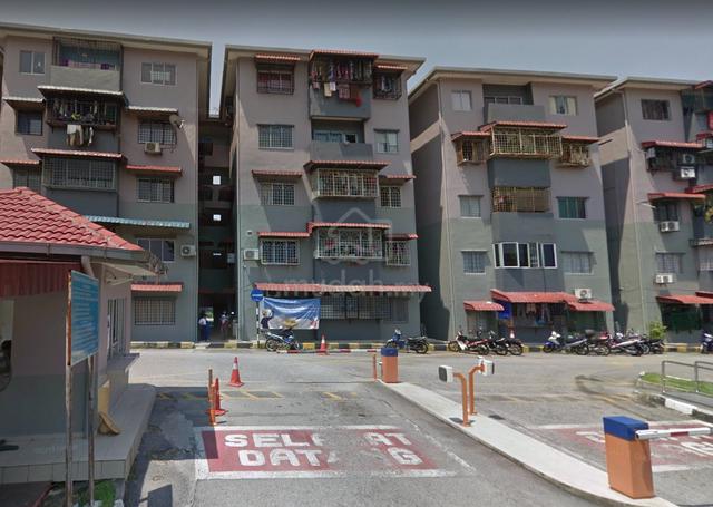 Putra Indah Apartment 1