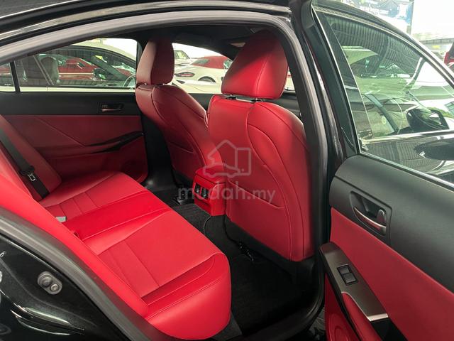 2022 Lexus IS300 2.0 F-SPORT (14k Milleage) - 3