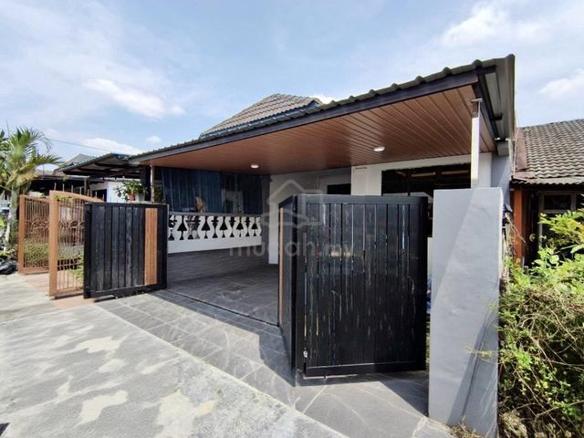 Taman Universiti Single Storey Fully Reno Fully Extend Jln Kemuliaan 1