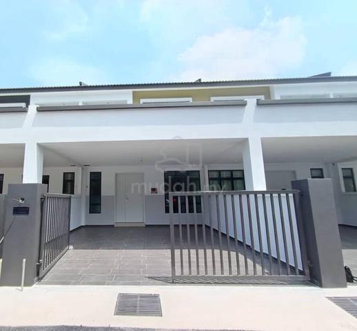 FULL LOAN + CASHBACK: Rumah Teres 2 Tingkat Tanjong Minyak 1