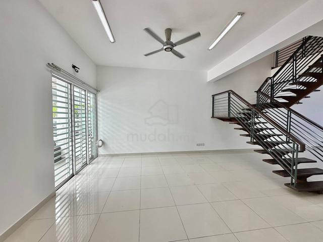 Facing OPEN Lavender Superlink House 26x80ft, Denai Alam Elmina 5