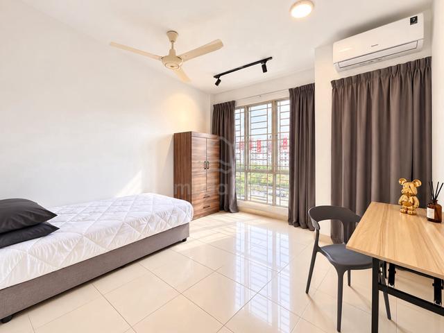 Big Medium room at Seri Baiduri Apartment, Setia Alam, Shah Alam 1