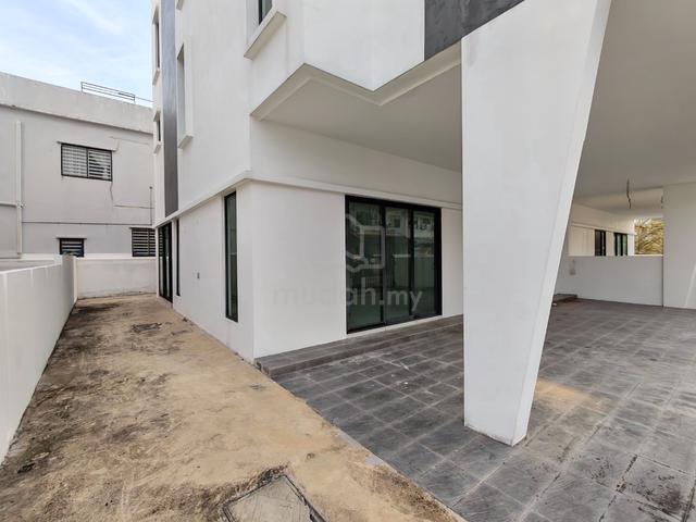 Alma Residensi 3 Storey Semi-D 5 Room with Security Gated 1