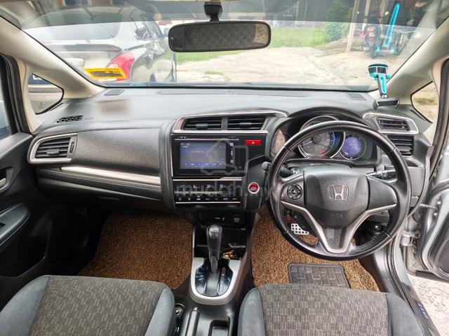 2015 Honda JAZZ 1.5 V MY2014 (A) - 5