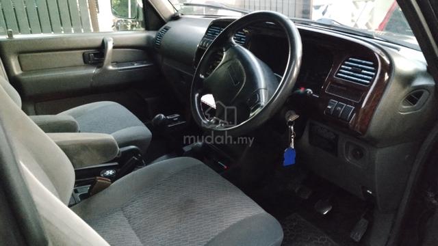 1997 Isuzu TROOPER 3.1 TDI (M) - 4